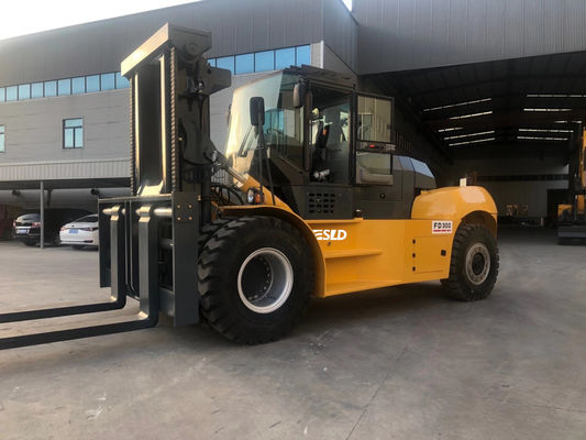 5500mm 30 Ton Forklift For Stacking 3 strati del contenitore pesante
