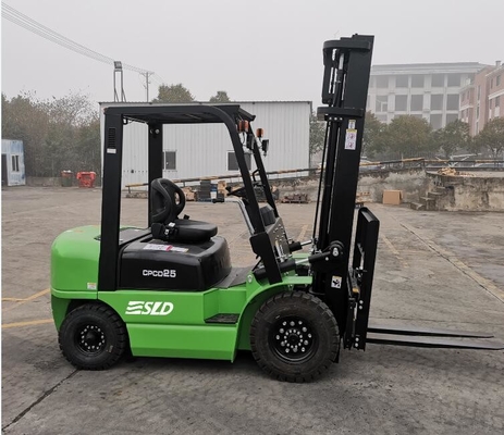 2 altezza 4000mm di Ton Diesel Forklift Truck Lifting dell'albero 2,5 della fase con lo spostamento laterale