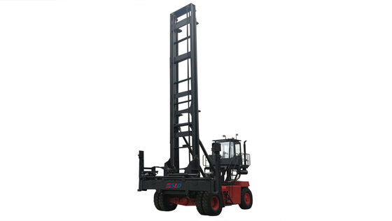 B1 b2 B3 8t 9t che solleva impilando l'operatore vuoto del contenitore del carrello elevatore