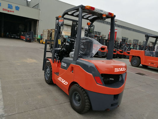 spostamento diesel di 3m FD30 3000kg 3 Ton Forklift Truck With Side