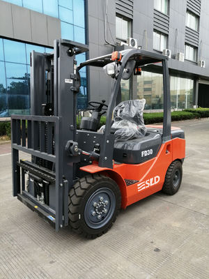 spostamento diesel di 3m FD30 3000kg 3 Ton Forklift Truck With Side