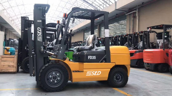 motore 3,5 Ton Pneumatic Tire Forklift di 3m FD35 ISUZU 4JGP