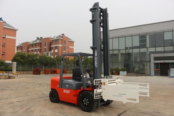 Carrello elevatore a forcale diesel di ISUZU Engine FD40 8k 4t con il morsetto della balla