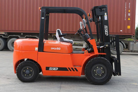 Carrello elevatore a forcale diesel di CPCD50 5 Ton Solid Tire Lock Function