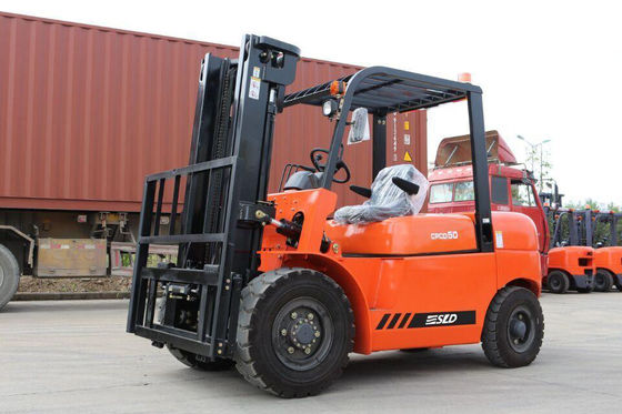 Carrello elevatore a forcale diesel di CPCD50 5 Ton Solid Tire Lock Function