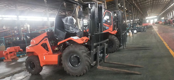 Carrello elevatore del terreno ruvido 4WD