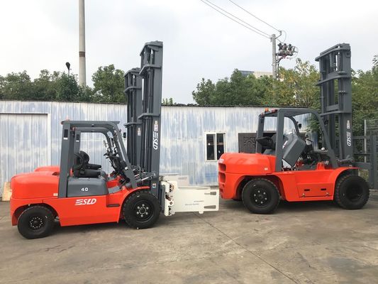 Carrello elevatore azionato diesel idraulico 4 Ton With Bale Clamp