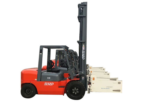 albero di 6m che solleva la macchina di 8k 4 Ton Pallet Diesel Forklift Truck