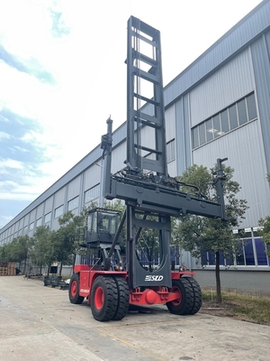 8 9 operatore vuoto del contenitore del motore di 10T CUMMINS QSB6.7 per porto